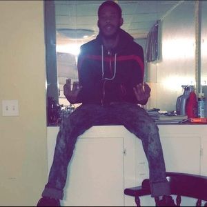 Meet your Posher, Nuno